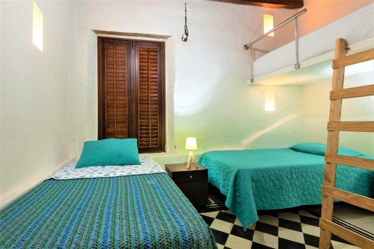 Apartment Casa San Pedro - Exclusive 3br Colonial In Centro Historico By Huespedia Cartagena