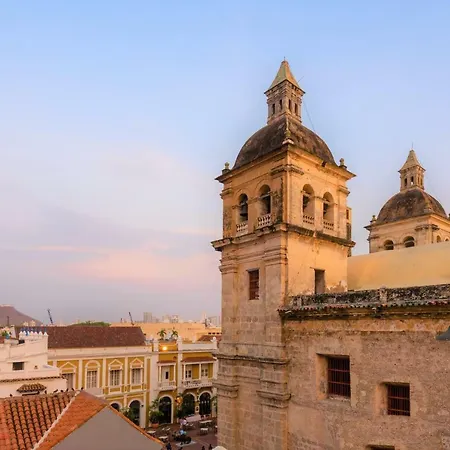 Apartamento Casa San Pedro - Exclusive 3br Colonial In Centro Historico By Huespedia