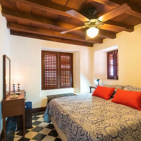 Casa San Pedro - Exclusive 3br Colonial In Centro Historico By Huespedia Apartamento